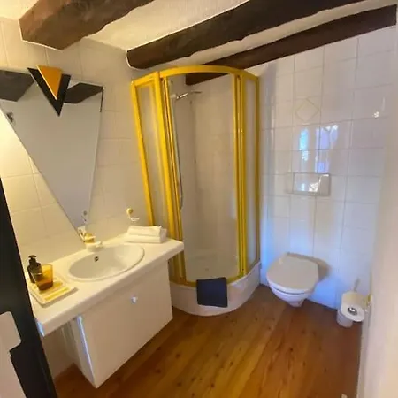 아파트 La Grande Majorie De 넨다즈